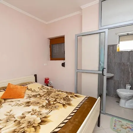 The Blue By Pikhost Lägenhet Vlorë