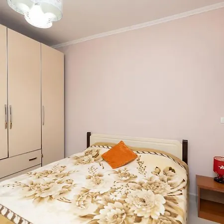 Lägenhet The Blue By Pikhost